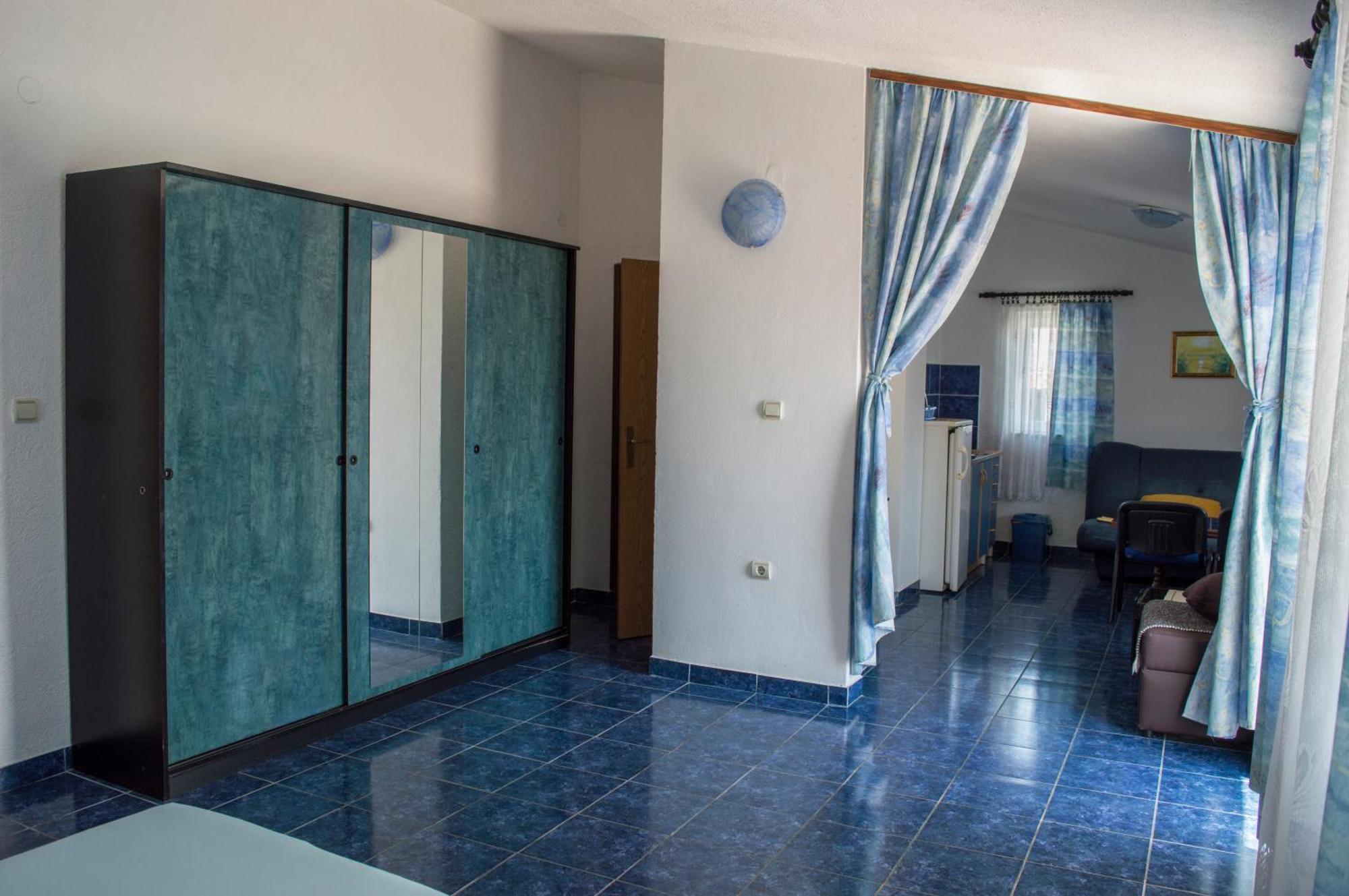 Villa Dusper Трогир Екстериор снимка